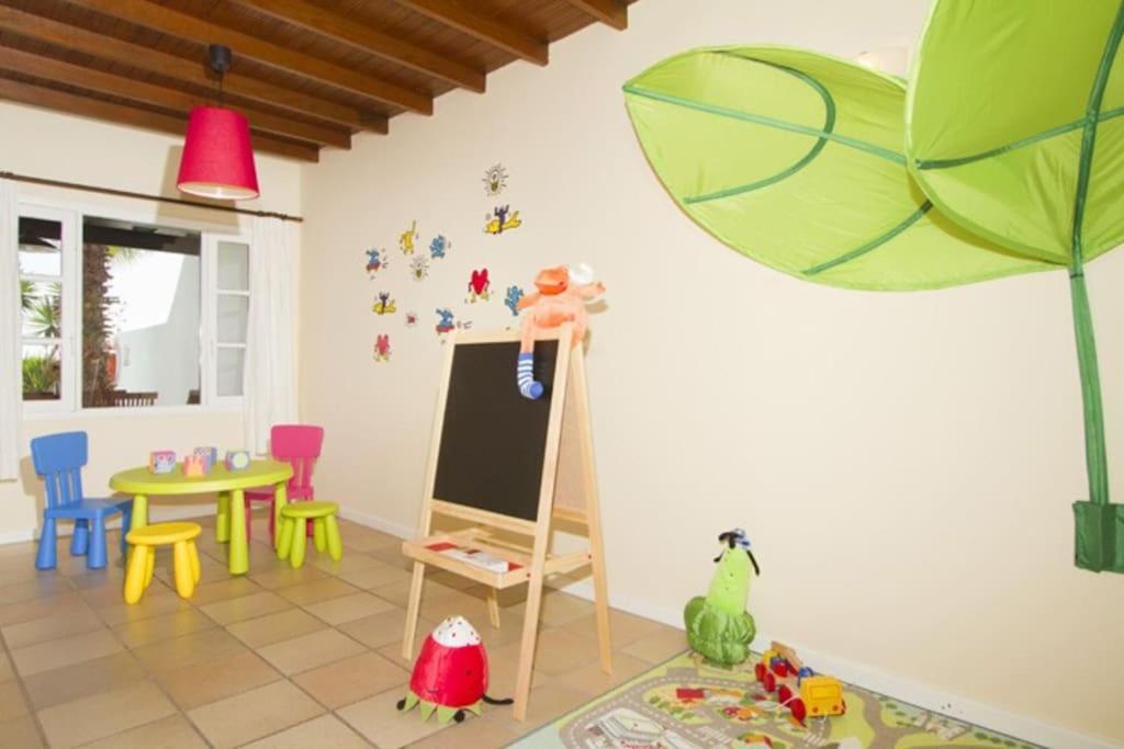 شقة Miguel, 3 Bed With Private Pool بويرتو ذيل كارمين المظهر الخارجي الصورة